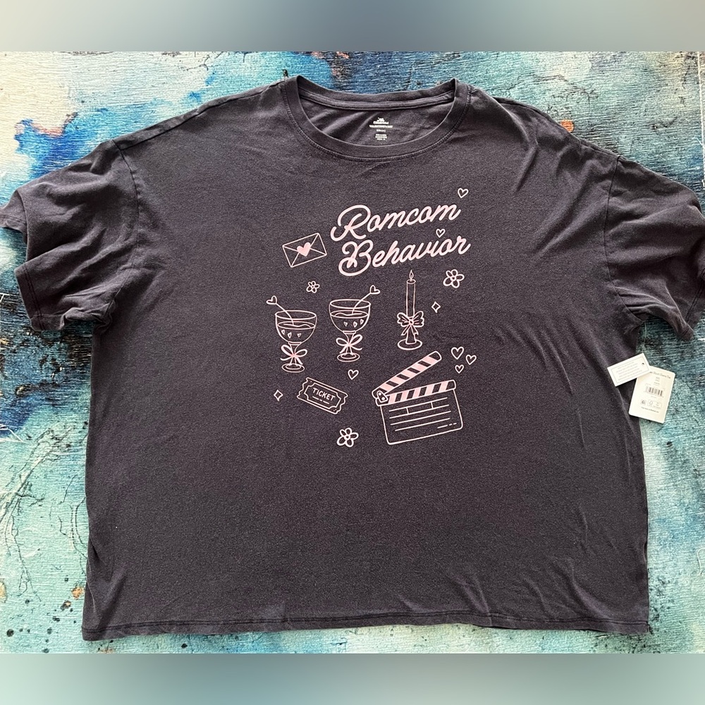 Brand new cute tshirt 🩶🩶